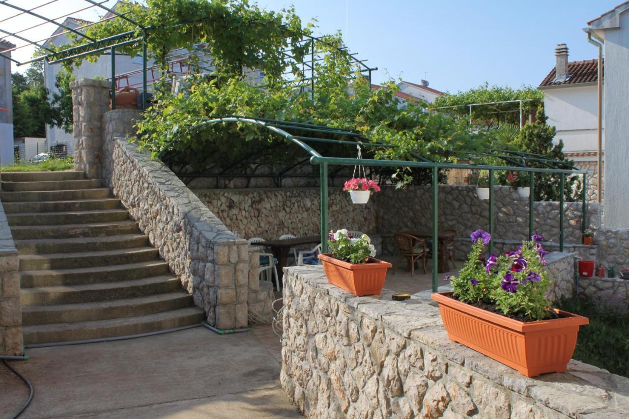 Apartment Njivice 5458D Exterior foto